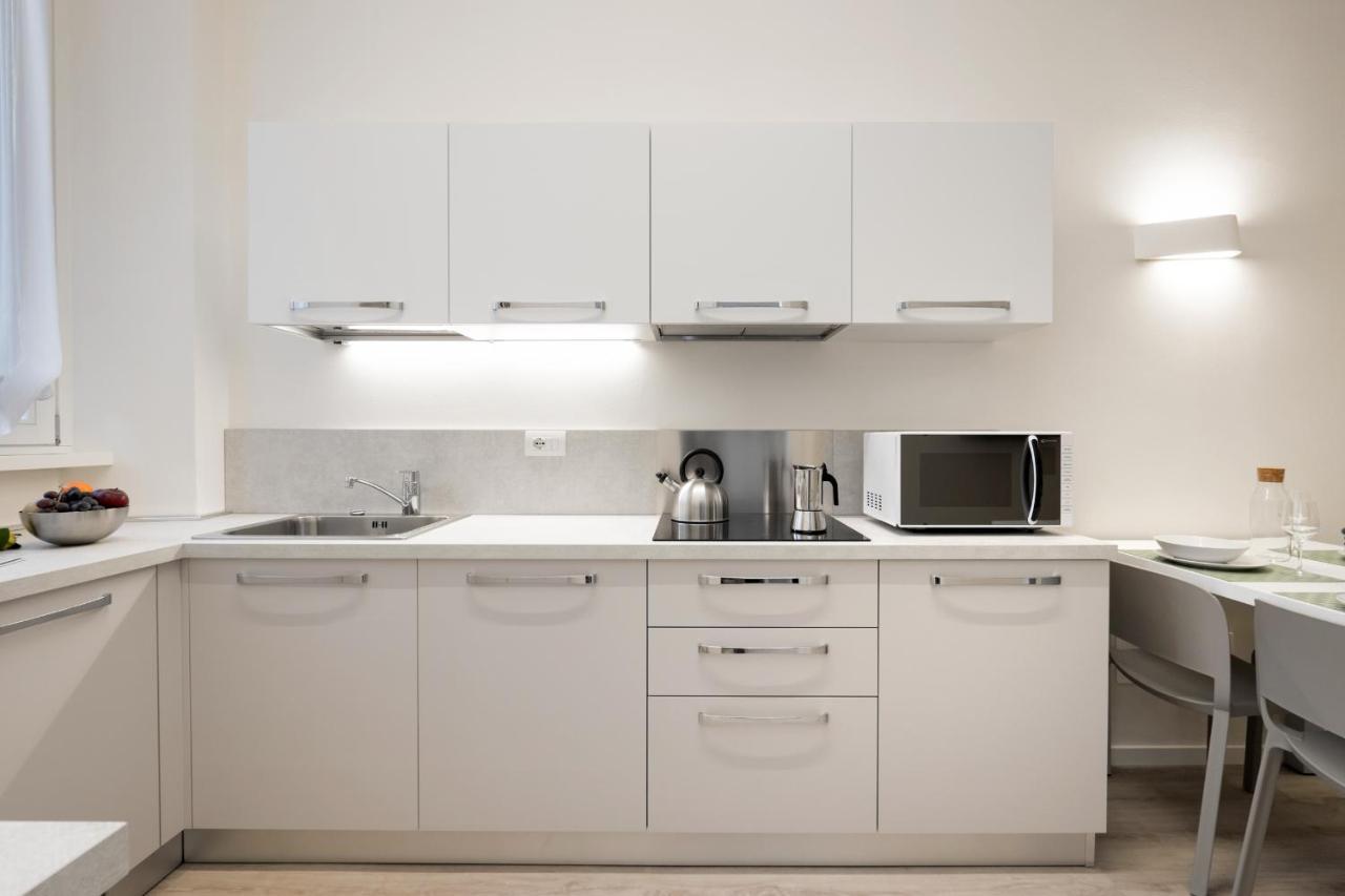 Duomo Apartment Verona Bagian luar foto